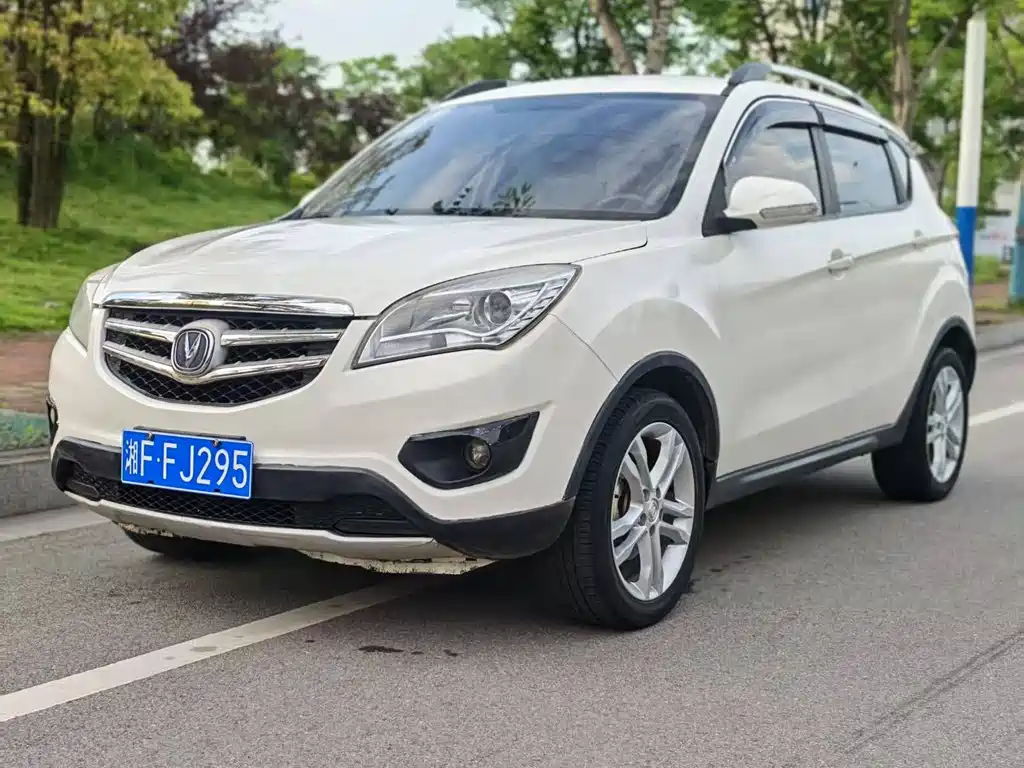 Changan CS35 2015 — фото 3