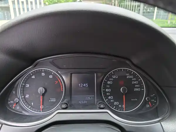 Audi Q5 2015