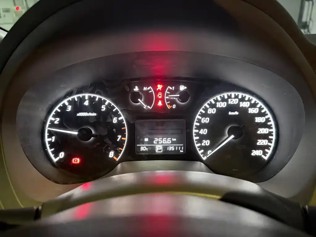 Nissan Sylphy 2012