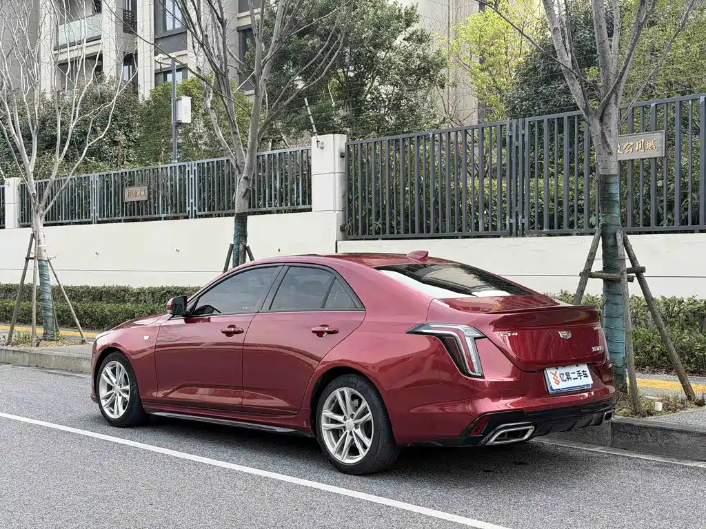 Cadillac CT4 2021 — фото 2