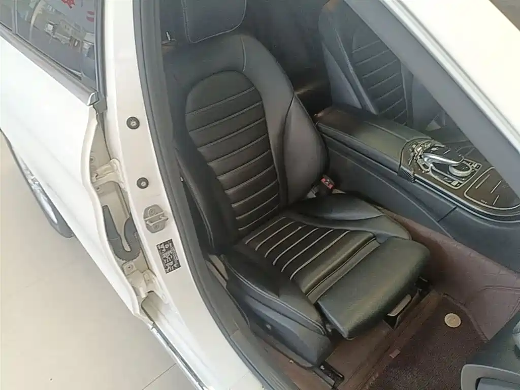 Mercedes-Benz C-Class 2015 — фото 19