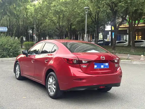 Mazda 3 Axela 2019