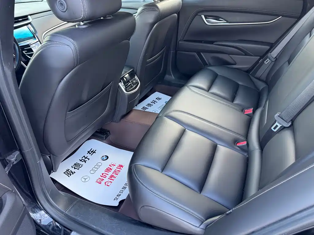 Cadillac XTS 2019 — фото 10