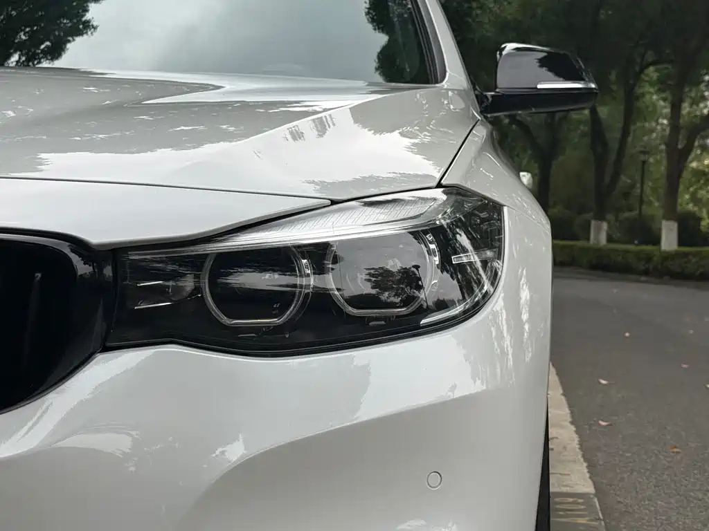 BMW 3 Series GT 2019 — фото 10