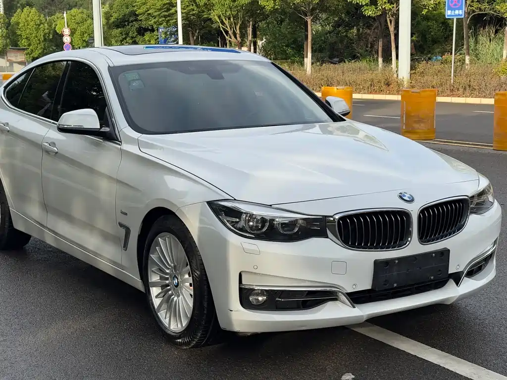 BMW 3 Series GT 2017 — фото 3