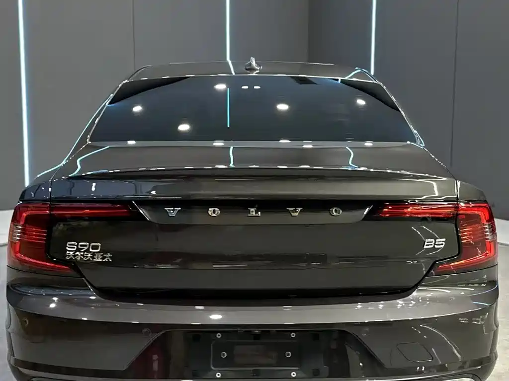 Volvo S90 2023 — фото 7