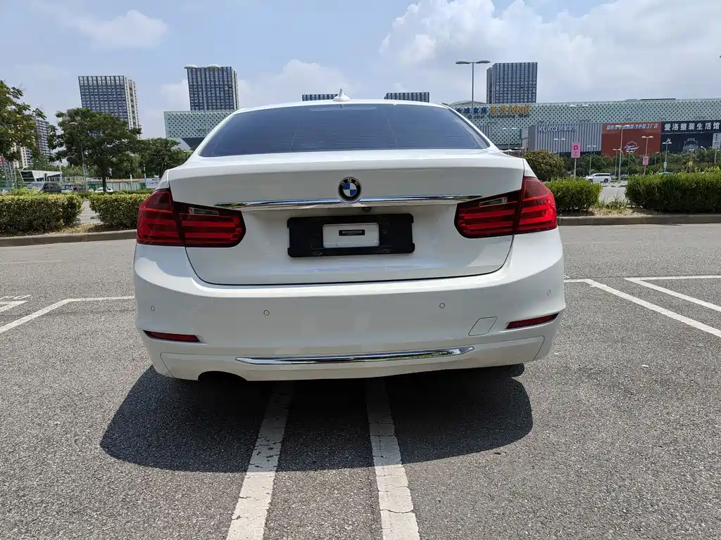 BMW 3 Series 2014 — фото 14