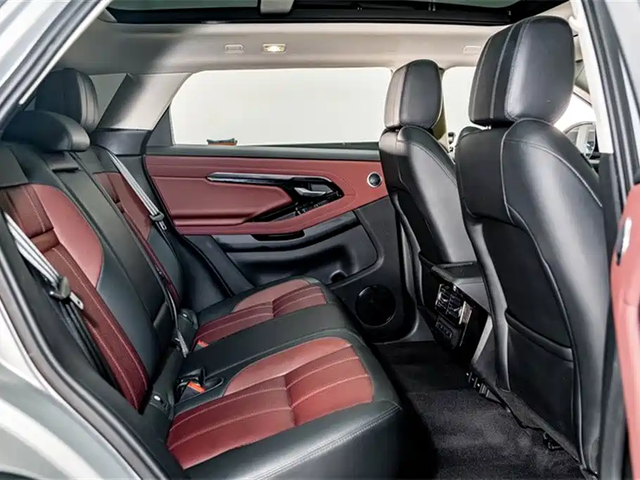 Land Rover Evoque 2022 — фото 20
