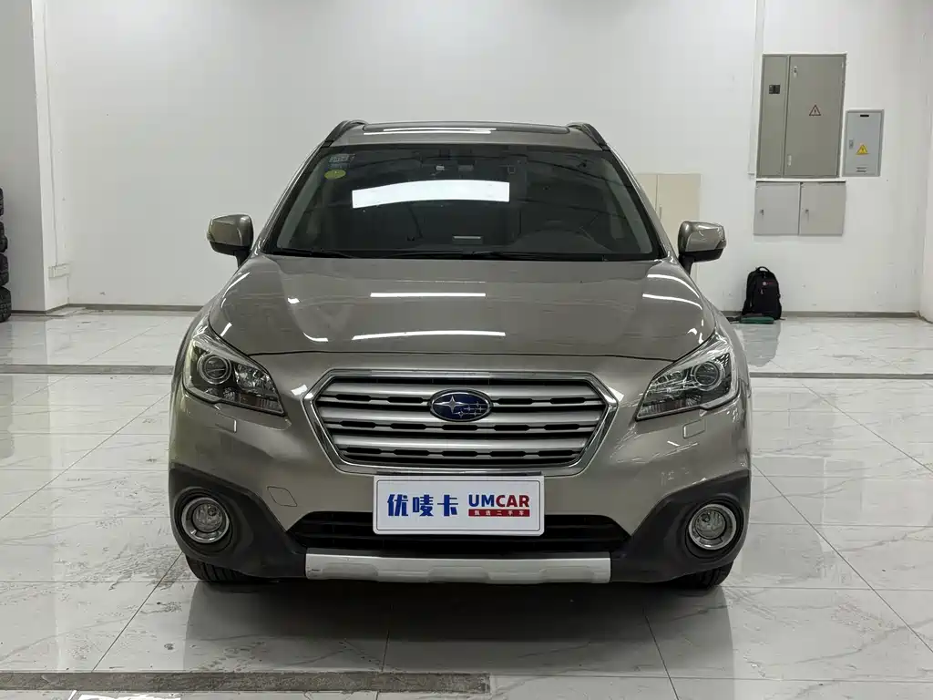 Subaru Outback 2018 — фото 2