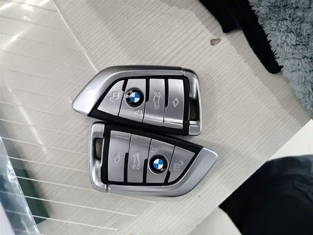 BMW 5 Series 2020 — фото 9