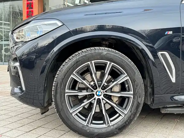 BMW X5 2023