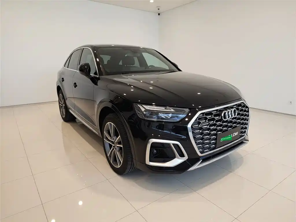 Audi Q5L Sportback 2022 — фото 4