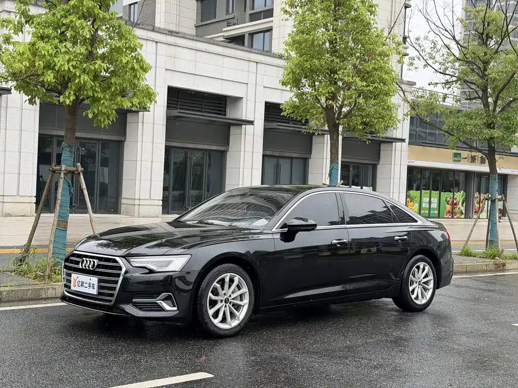 Audi A6L 2023