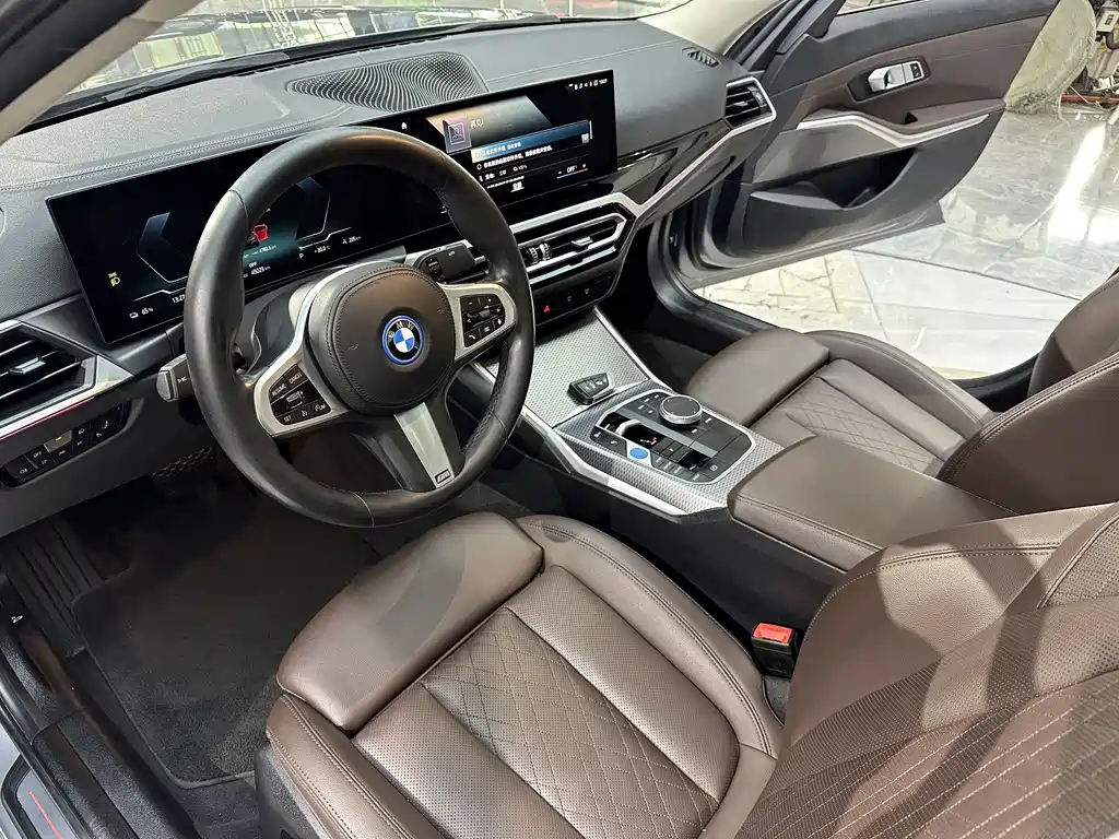 BMW i3 2022 — фото 9