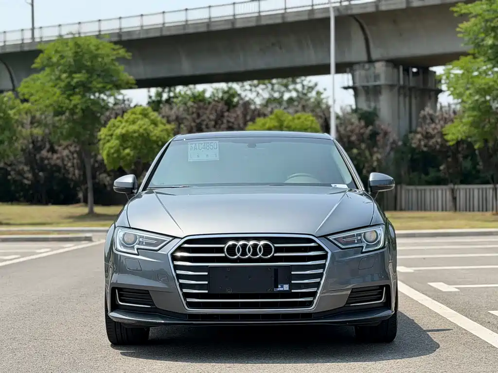 Audi A3 2021 — фото 2