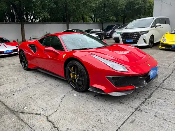 Ferrari 488 2018