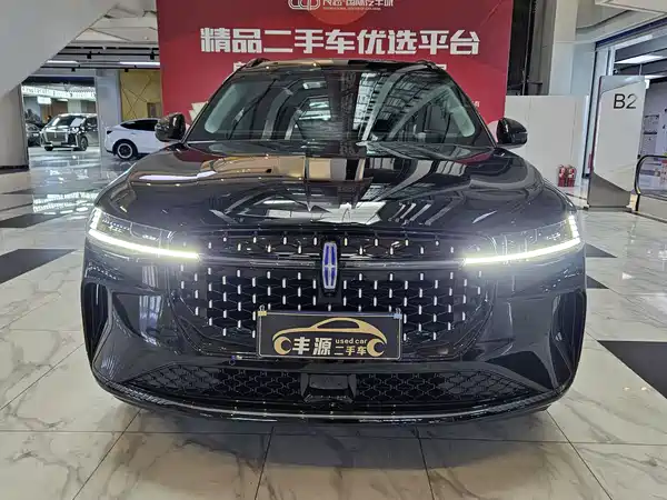 Lincoln Nautilus 2025