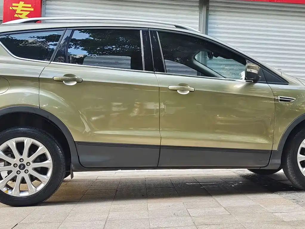 Ford Kuga 2016 — фото 4