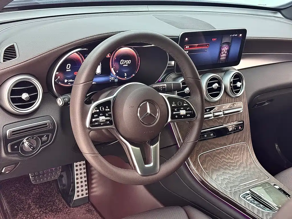 Mercedes-Benz GLC 2023 — фото 16