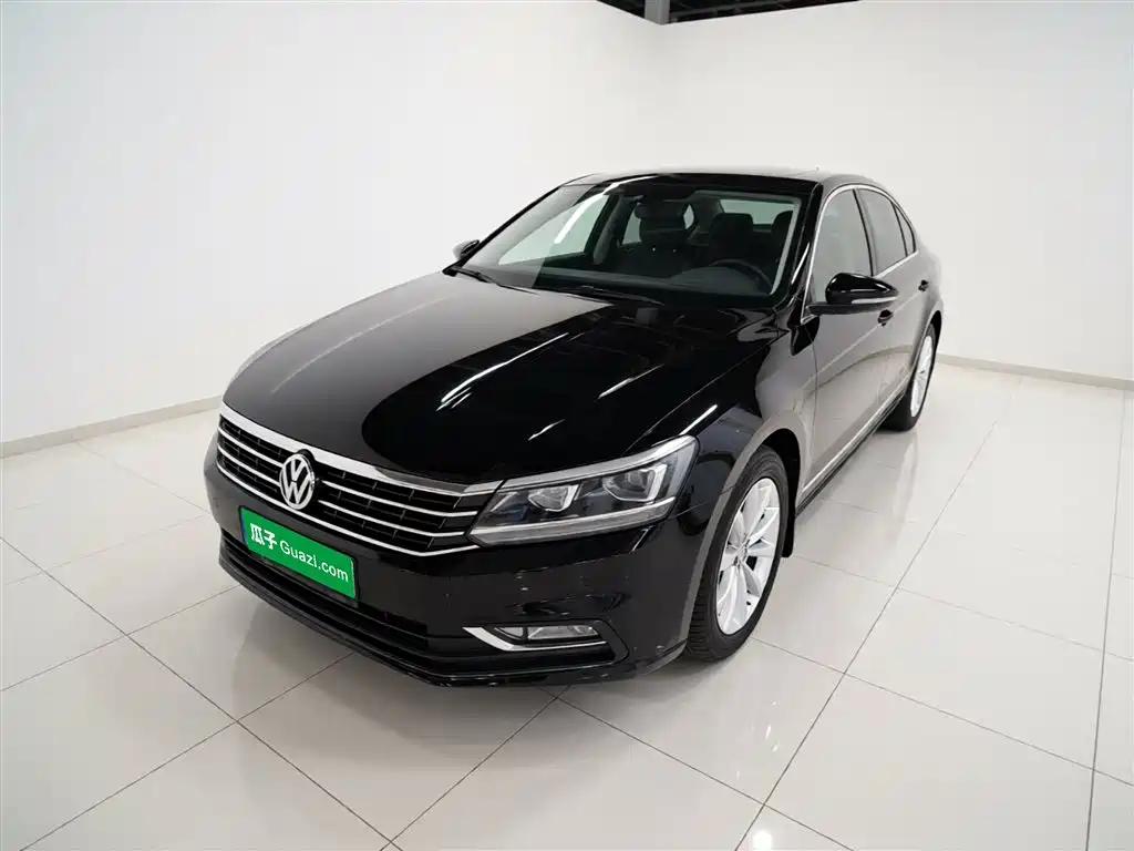 Volkswagen Passat 2017 — фото 1