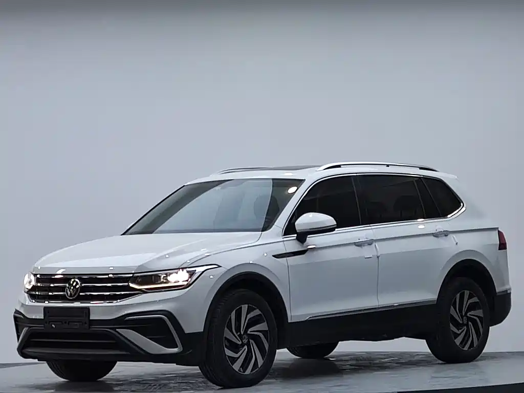 Volkswagen Tiguan L 2023 — фото 2
