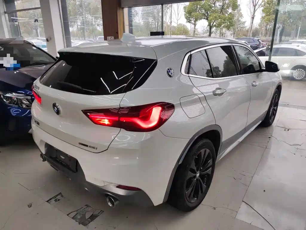BMW X2 2023 — фото 5