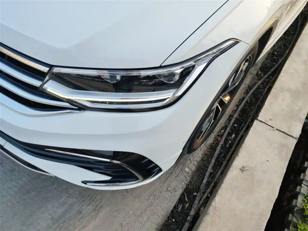 Volkswagen Tiguan L 2022 — фото 18