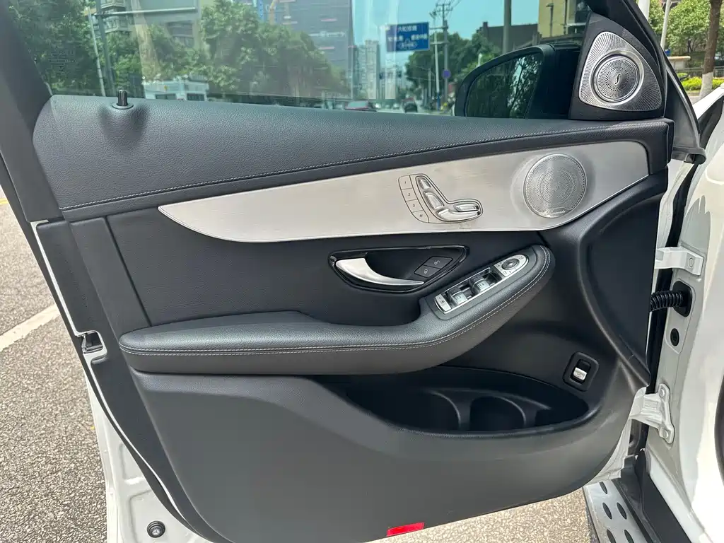 Mercedes-Benz GLC Coupe 2020 — фото 9