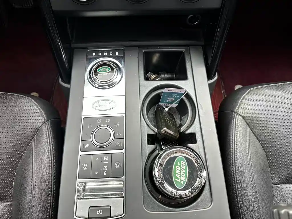 Land Rover Discovery 2019 — фото 15