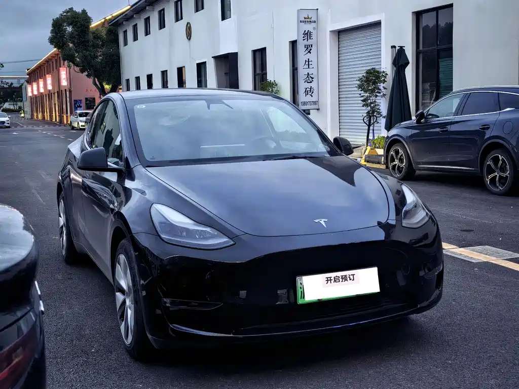 Tesla Model Y 2022 — фото 3