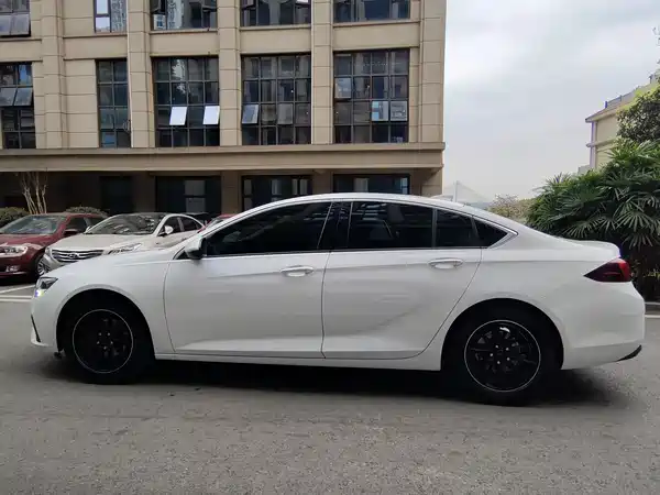 Buick Regal 2020