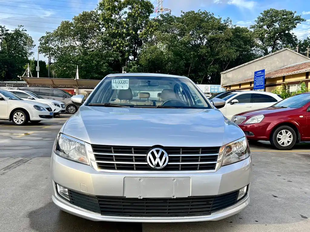 Volkswagen Lavida 2014