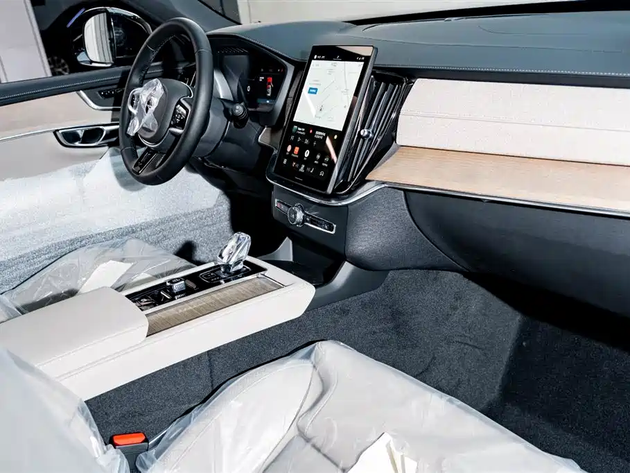 Volvo XC90 PHEV 2026 — фото 18