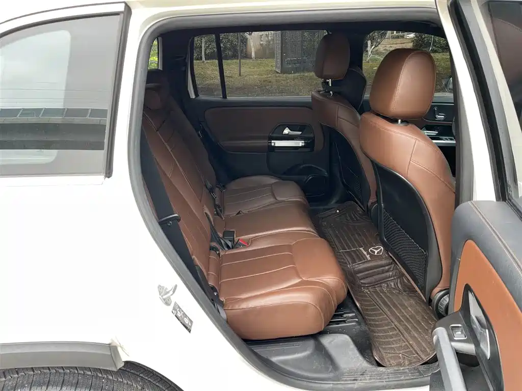 Mercedes-Benz GLB 2022 — фото 16