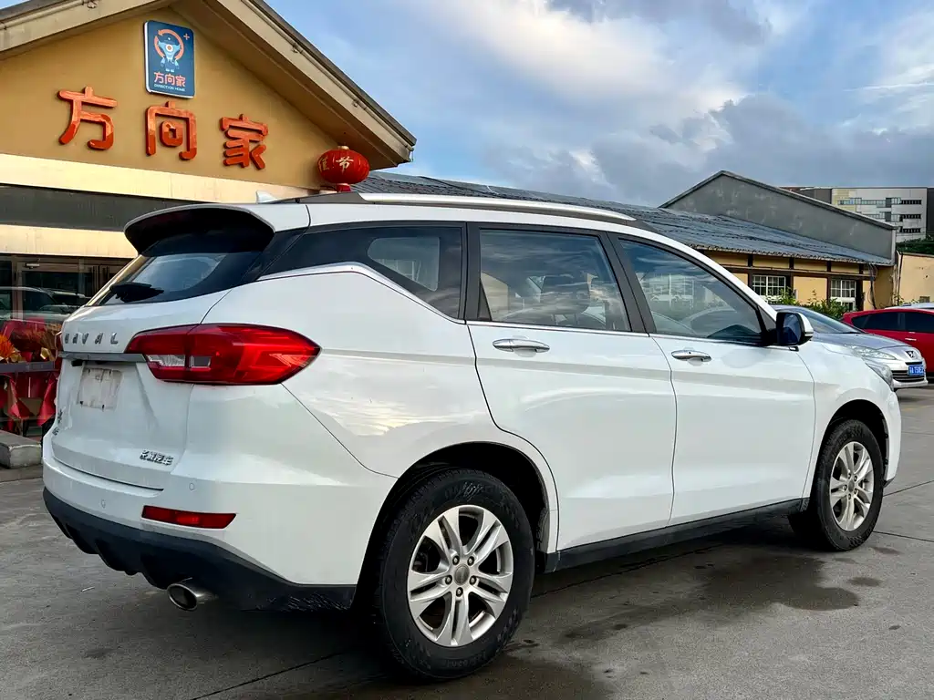 Haval M6 2018 — фото 10