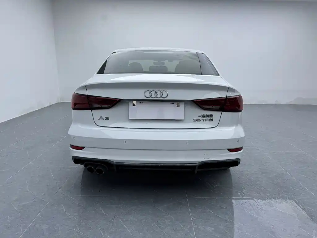 Audi A3 2017 — фото 3