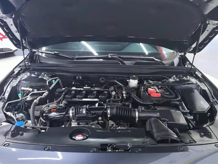 Honda Accord 2022 — фото 10