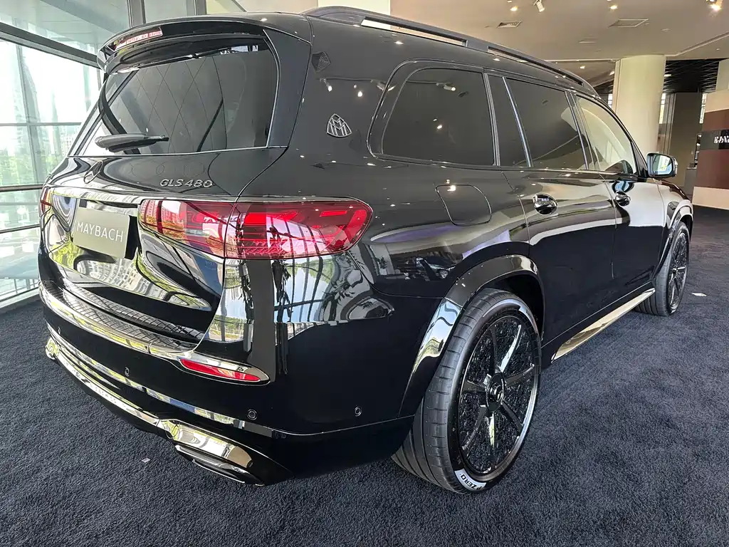 Mercedes-Benz GLS — фото 17