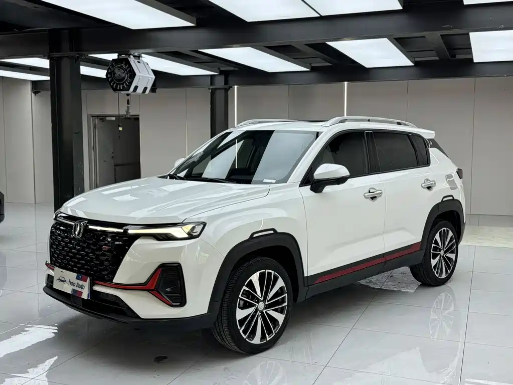 Changan CS35PLUS 2022 — фото 1