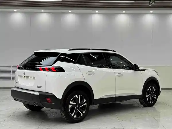 Peugeot 2008 2022