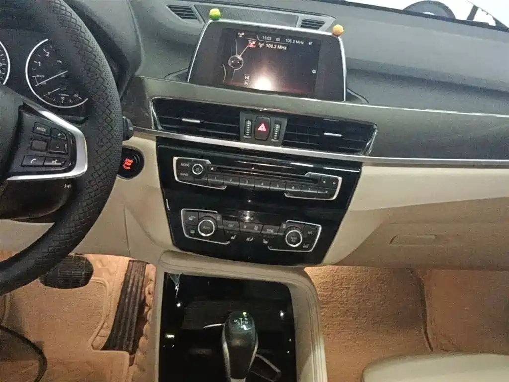 BMW X1 2018 — фото 13