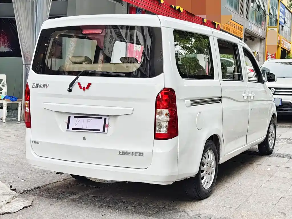 Wuling Rongguang V 2015 — фото 5