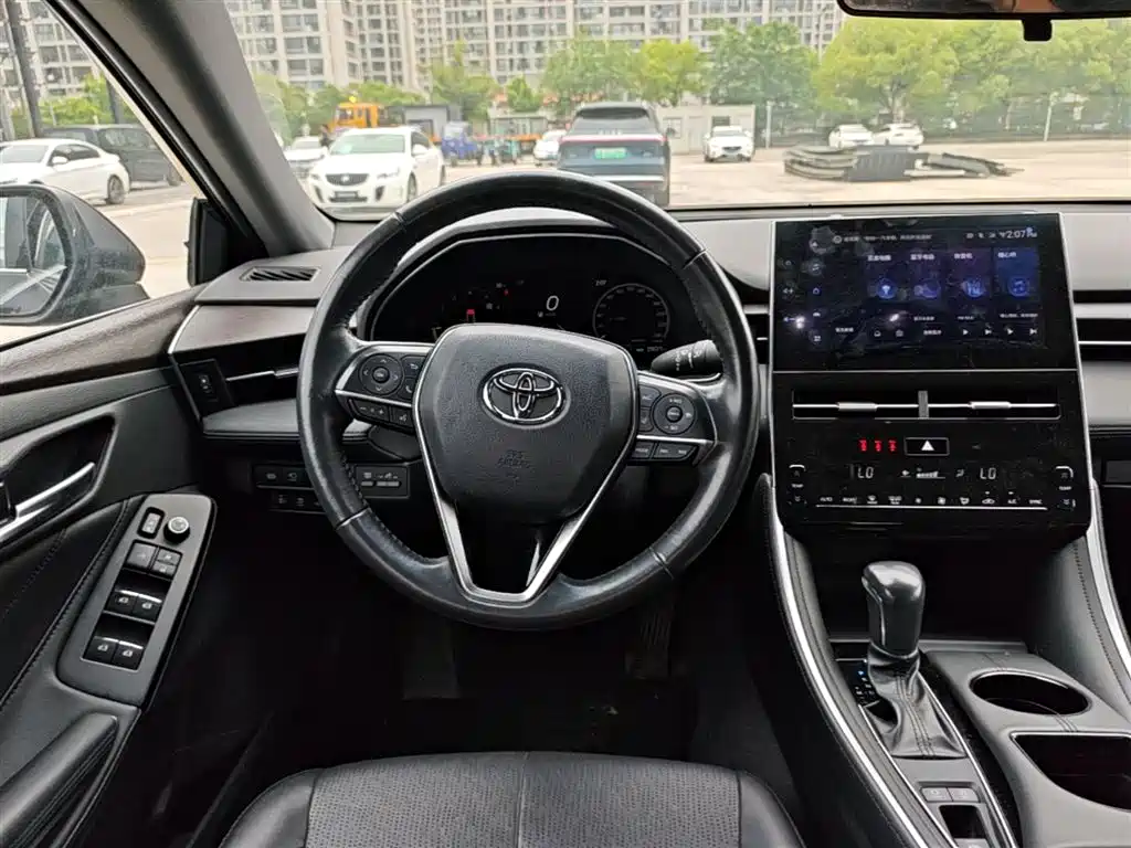 Toyota Avalon 2024 — фото 17