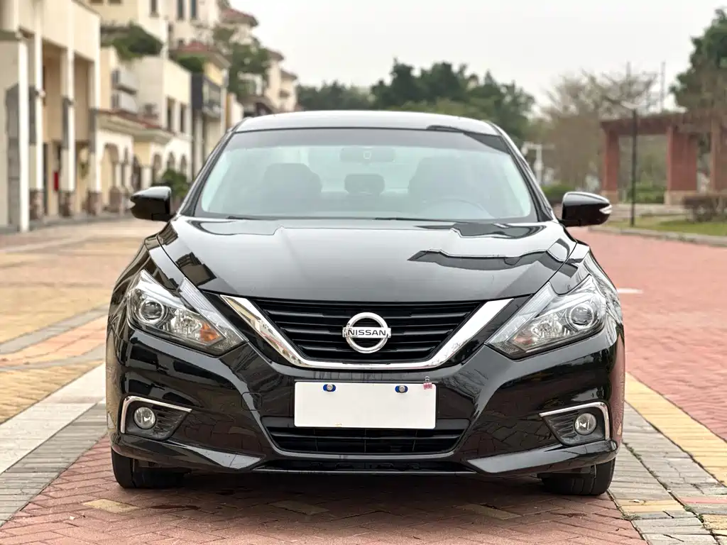 Nissan Teana 2018