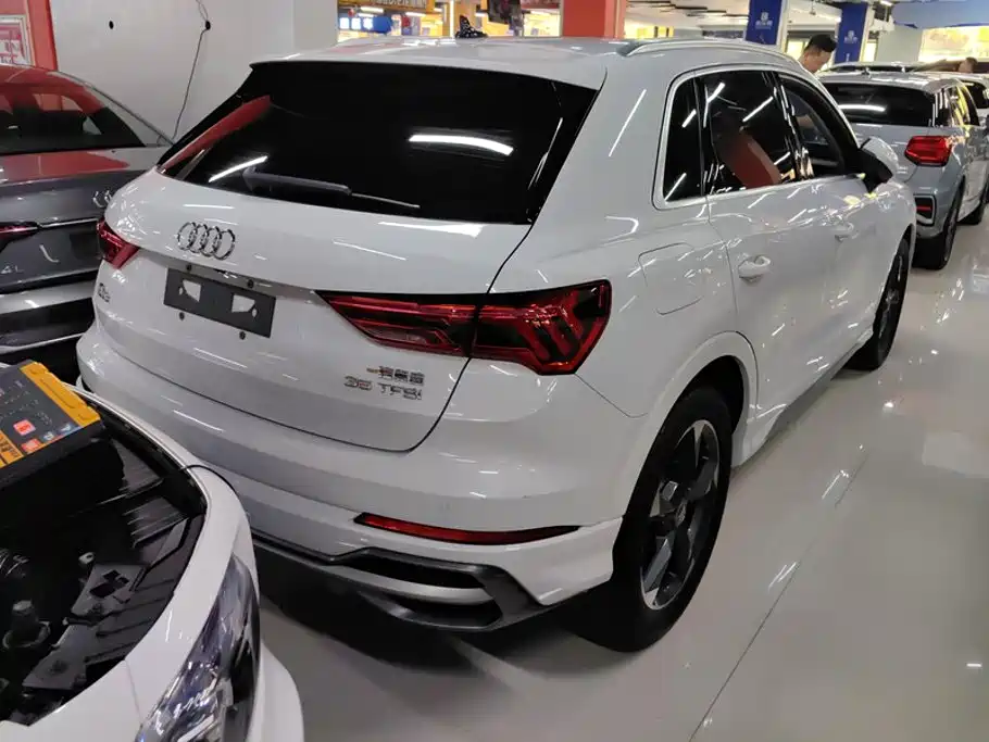 Audi Q3 2020 — фото 3