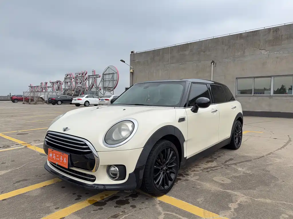MINI Clubman 2016 — фото 1