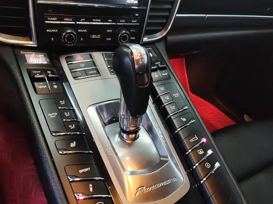 Porsche Panamera 2013 — фото 16