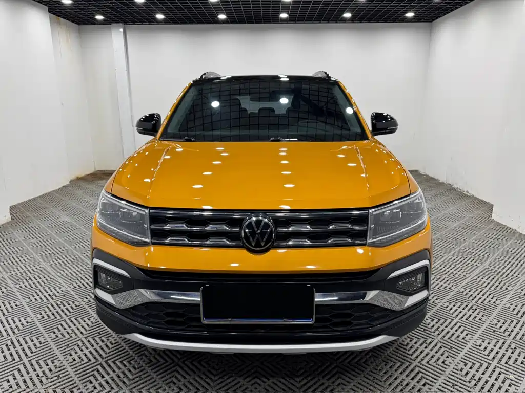 Volkswagen T-Cross 2023 — фото 2