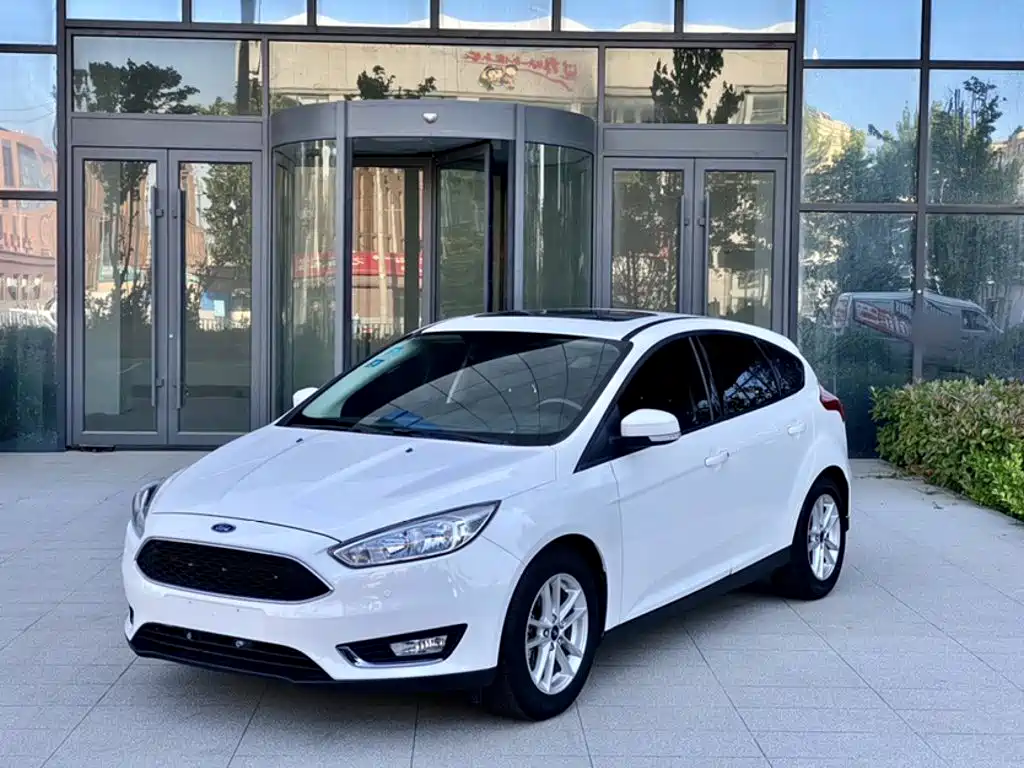 Ford Focus 2016 — фото 2