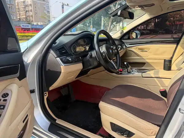 BMW 5 Series 2011